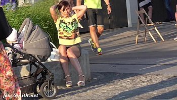 upskirt no pantites
