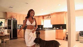 beautiful arab ladies