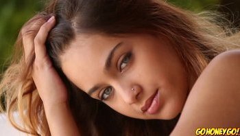 pretty girl teen cam
