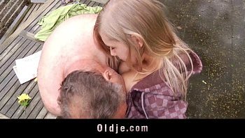 french kisses of girls