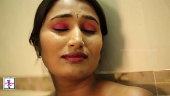 colej girl hot pune