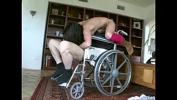 hot guy lick pussy